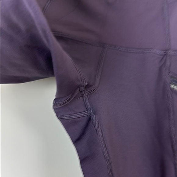 Lululemon Toasty Tech Tight II Cyber Size 2 - Picture 6 of 10